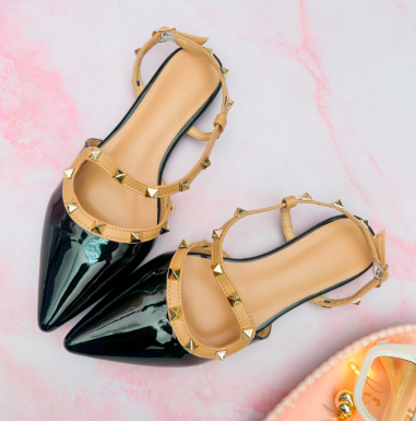 Zapato de Punta Negro, con beige y dorado - Girlies