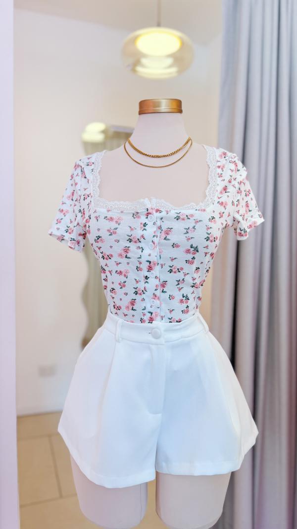 Blusa Blanca, floral manga corta - Basics by Maoosuri
