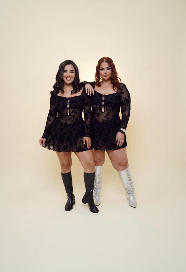Vestido Transparente Negro, con lazos - PICNIC 2026